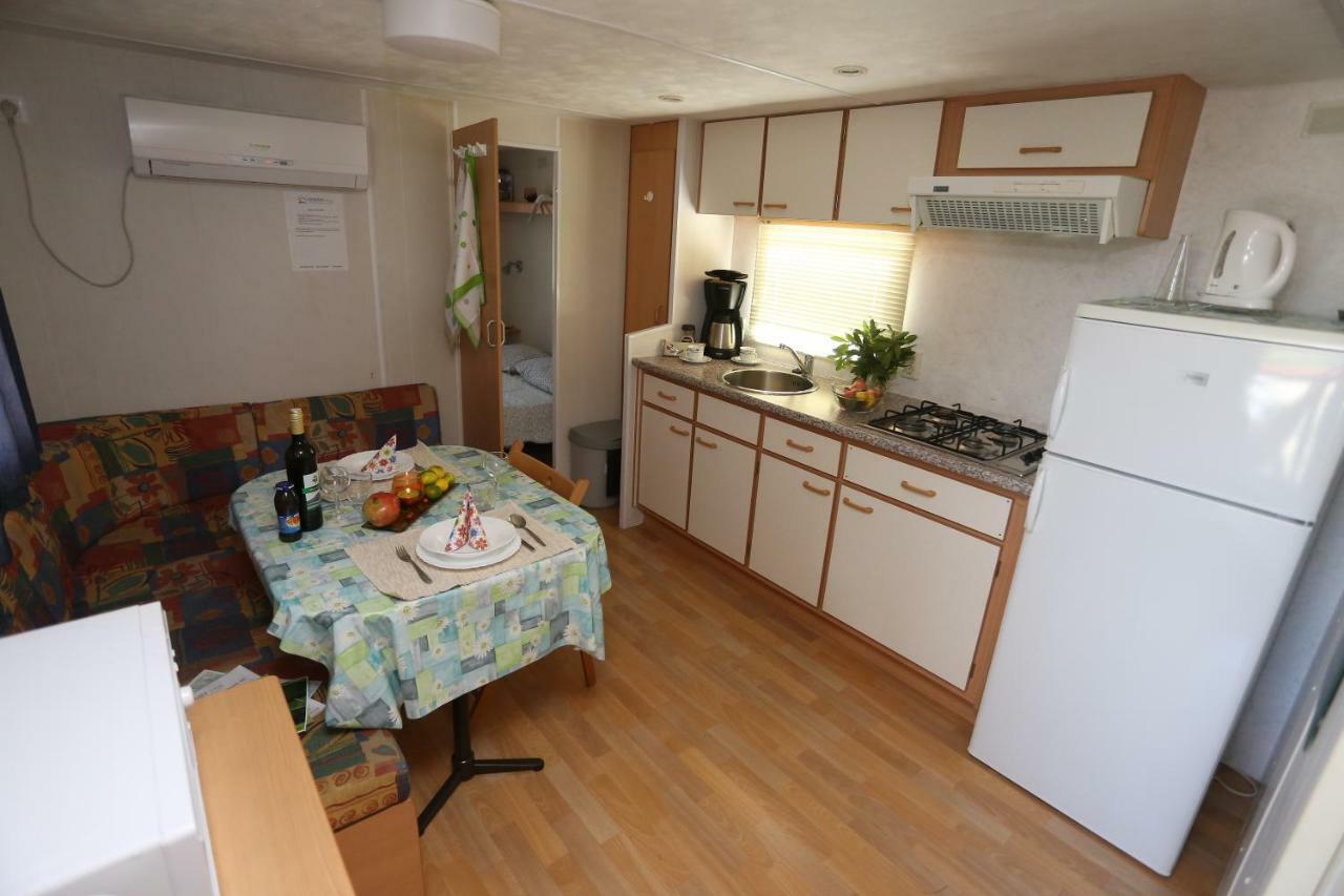 Mobile Homes Dole Živogošće Kültér fotó